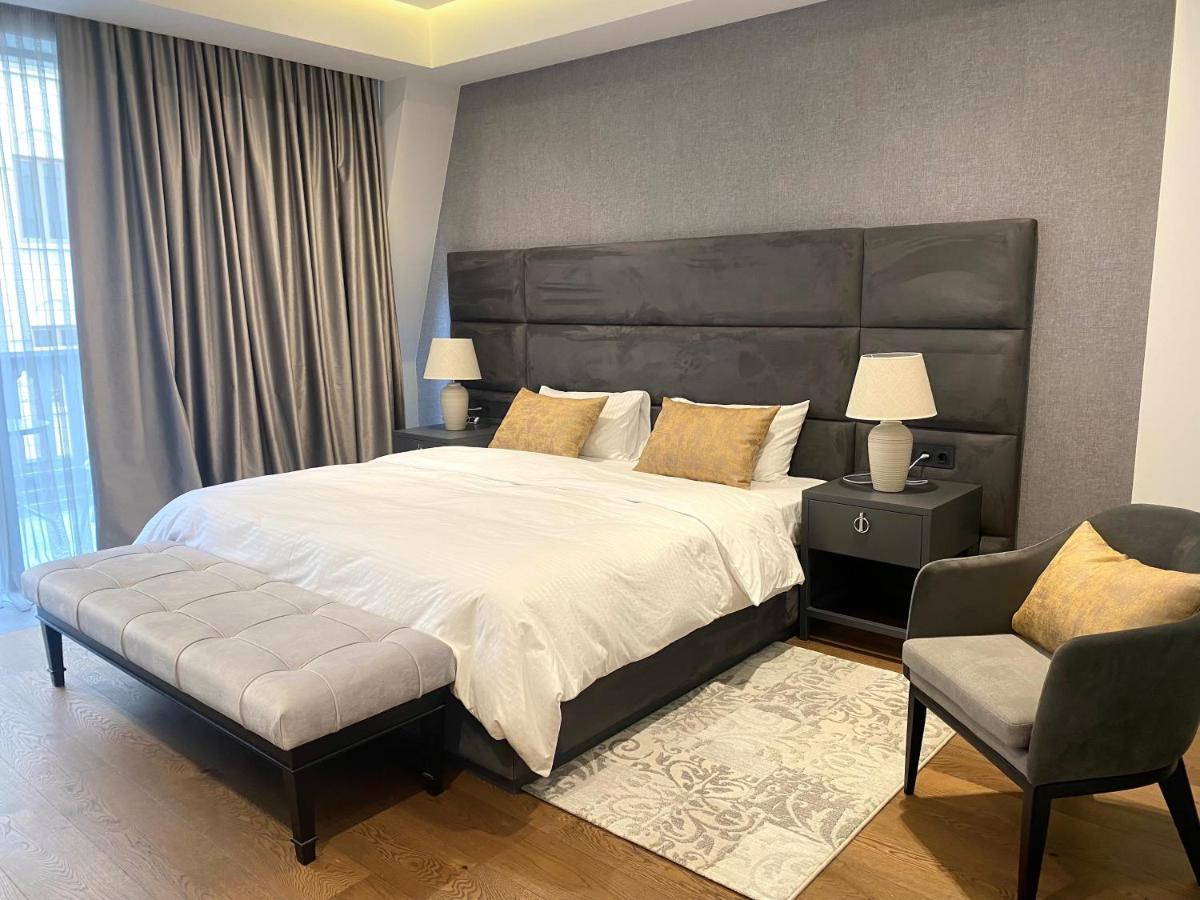 Heart Of Yerevan - City Center Luxury Apartments المظهر الخارجي الصورة