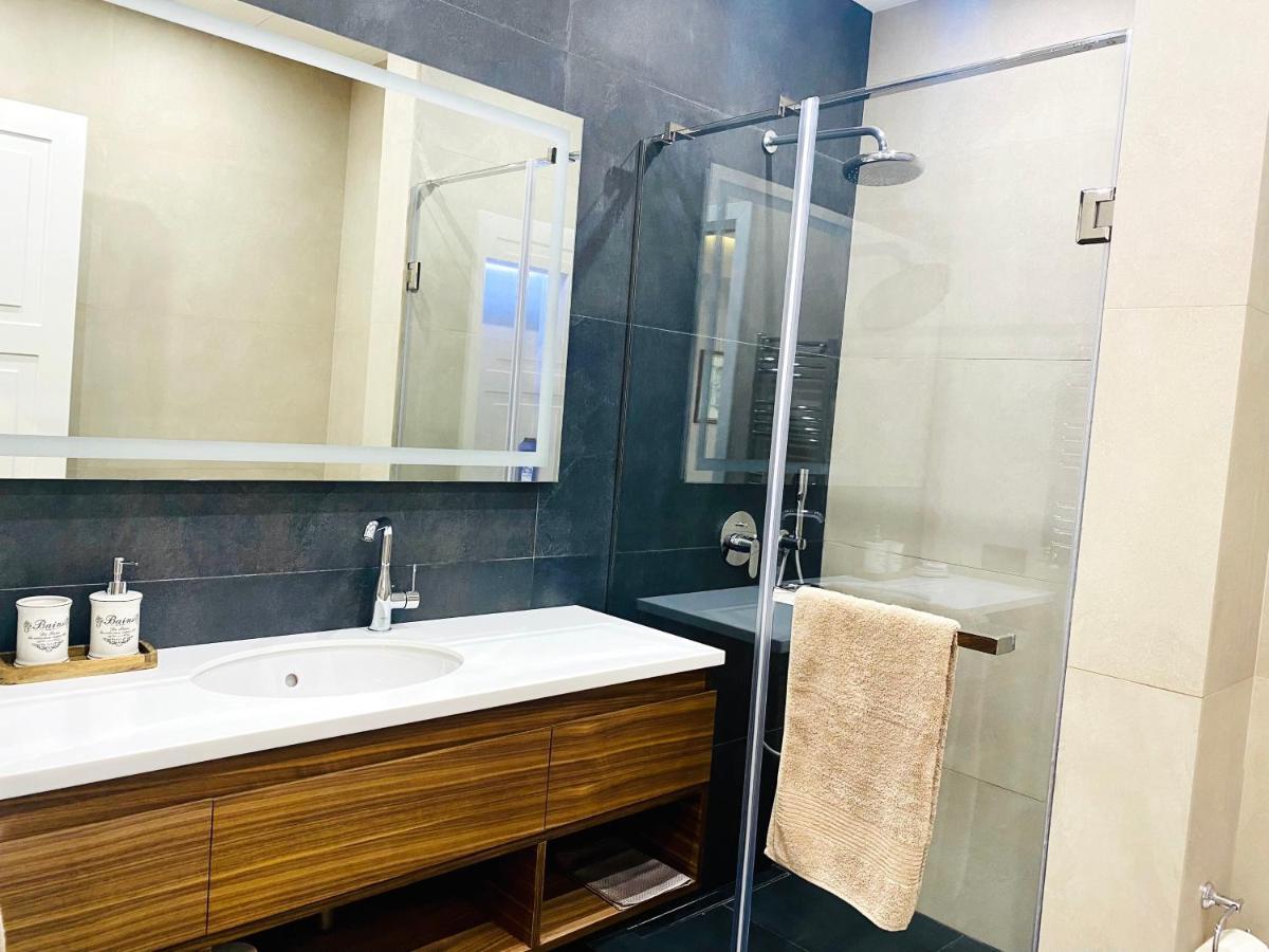 Heart Of Yerevan - City Center Luxury Apartments المظهر الخارجي الصورة