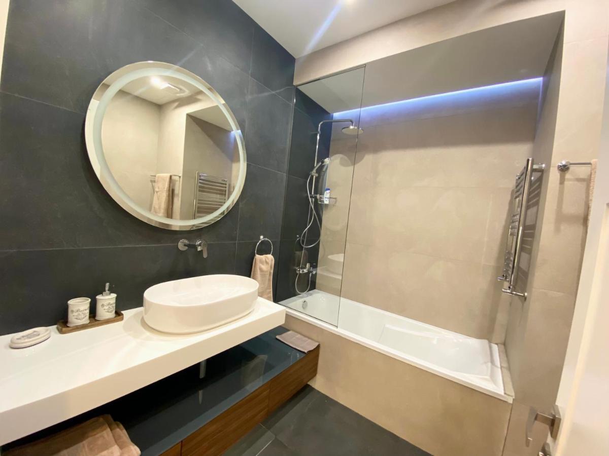 Heart Of Yerevan - City Center Luxury Apartments المظهر الخارجي الصورة